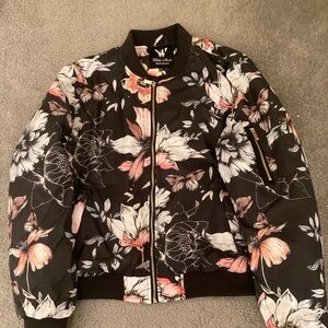 Women a floral XL jacket